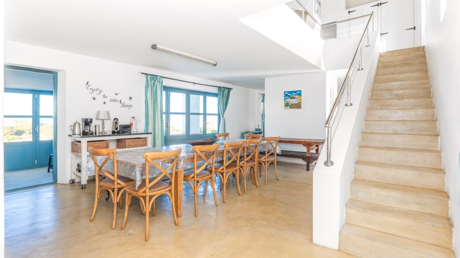 6 Bedroom Property for Sale in Struisbaai Western Cape